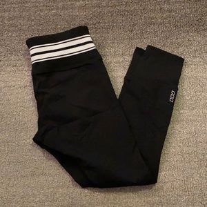 Lorna Jane leggings. High waist. Size small